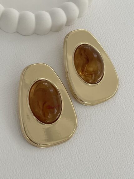 Özel Seri Kahverengi Kemik Büyük Oval Tasarım Gold Küpe