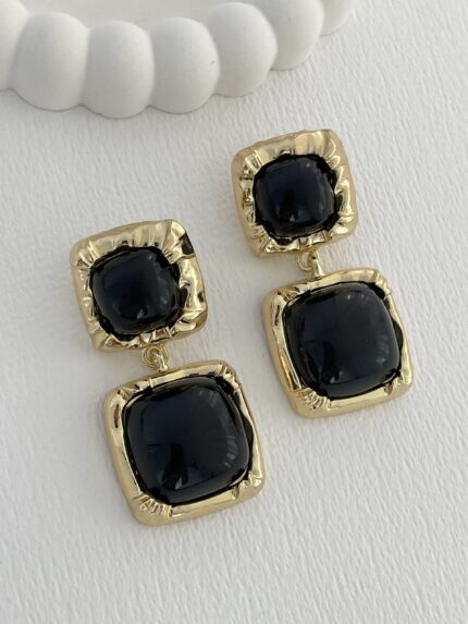 Özel Seri Siyah Kemik İkili Kare Tasarım Gold Küpe