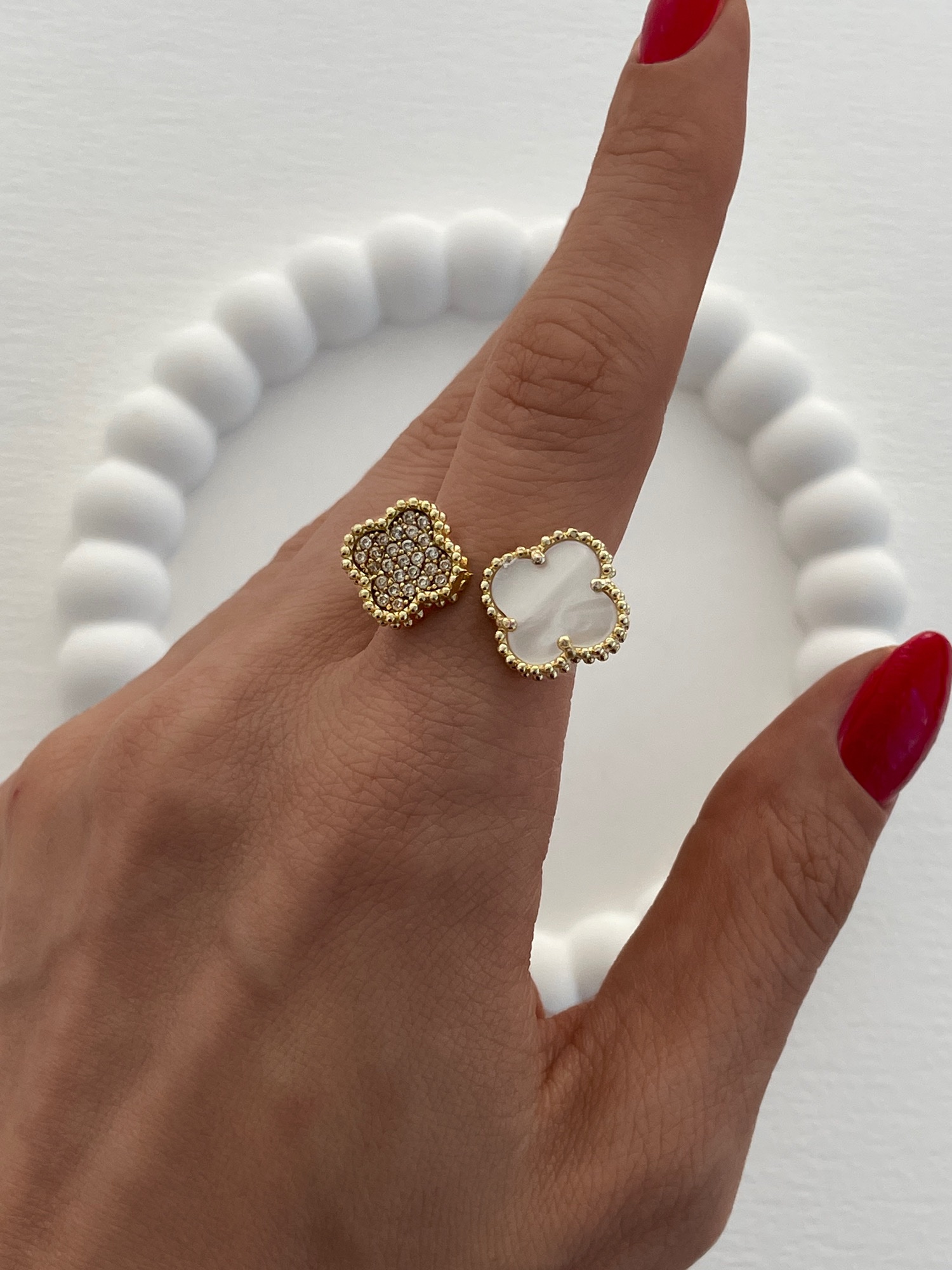 img_5554-2 Özel Seri Yonca Tasarım Sedef Detaylı Ayarlanabilir Gold Yüzük