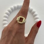 Özel Seri Ortası Boş Burgu Tasarım Ayarlanabilir Gold Yüzük
