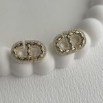 Özel Seri Zirkon Taşlı Marka Model Gold Küpe