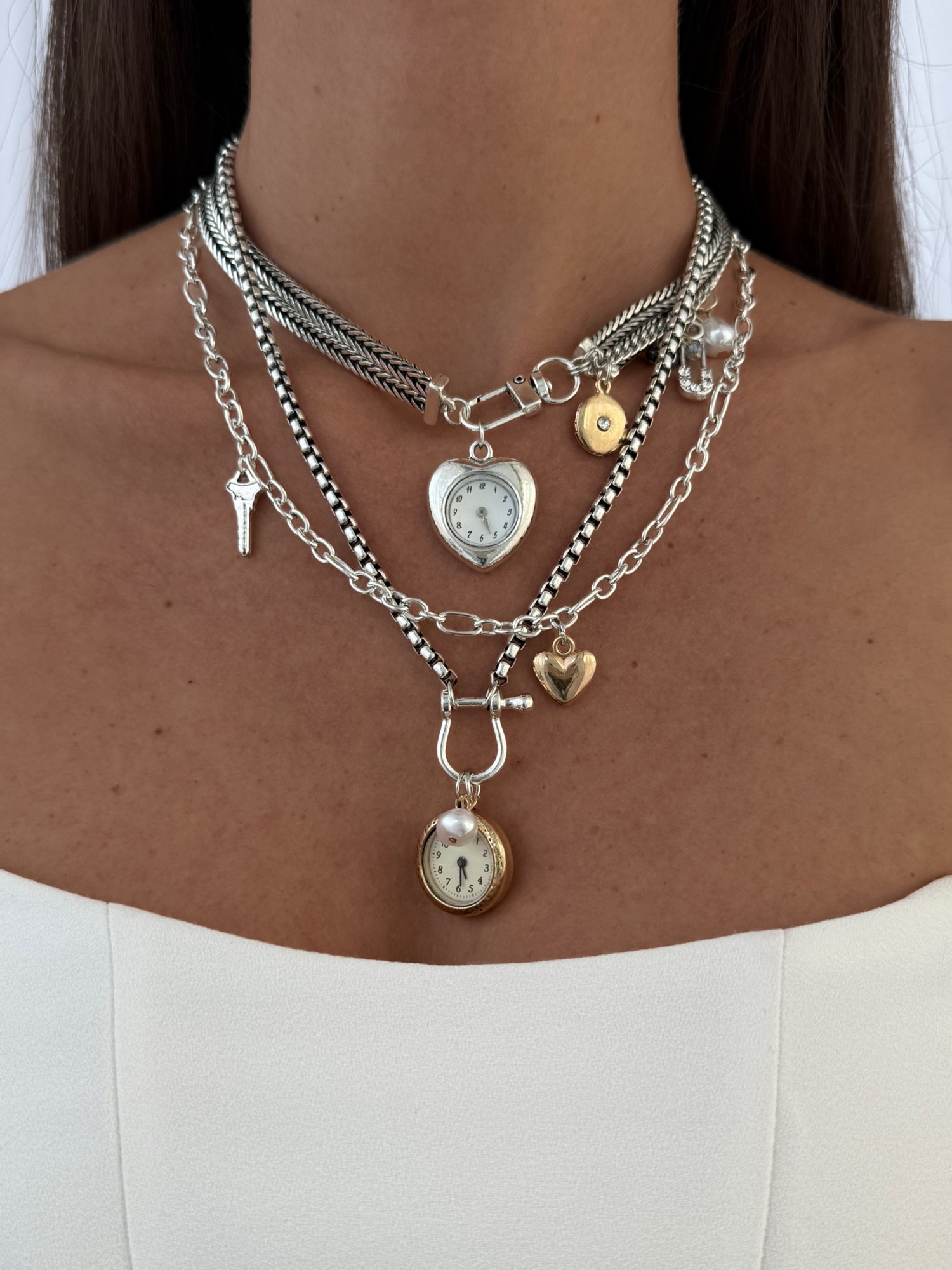 img_2043-1.jpeg Özel Seri ZR Model Saat Charmlı Üçlü Gümüş Kolye