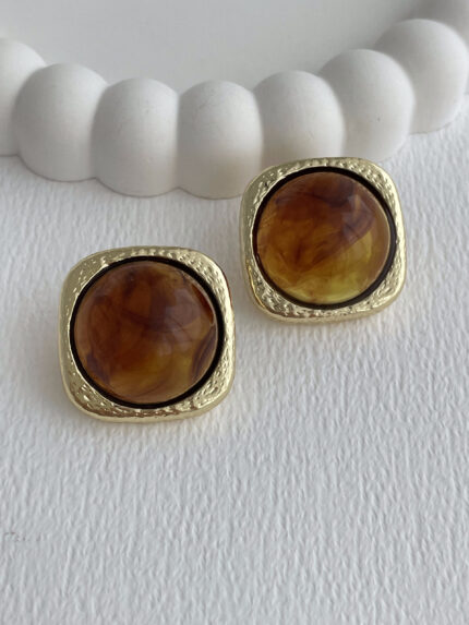 Özel Seri Kahverengi Akrilik Taş Desenli Kare Tasarım Gold Küpe