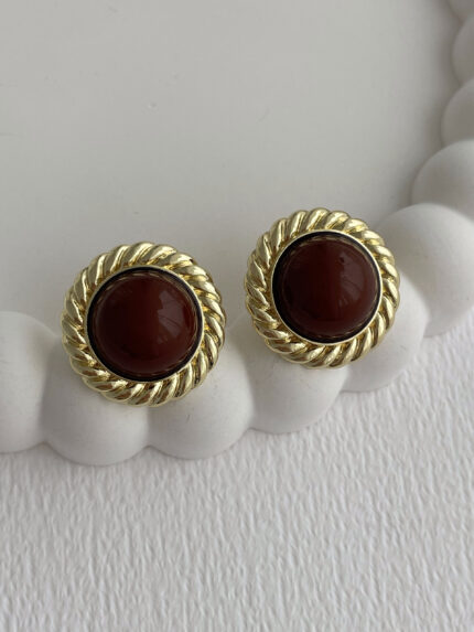 Özel Seri Kahverengi Mineli Etrafı Kıvrımlı Gold Küpe