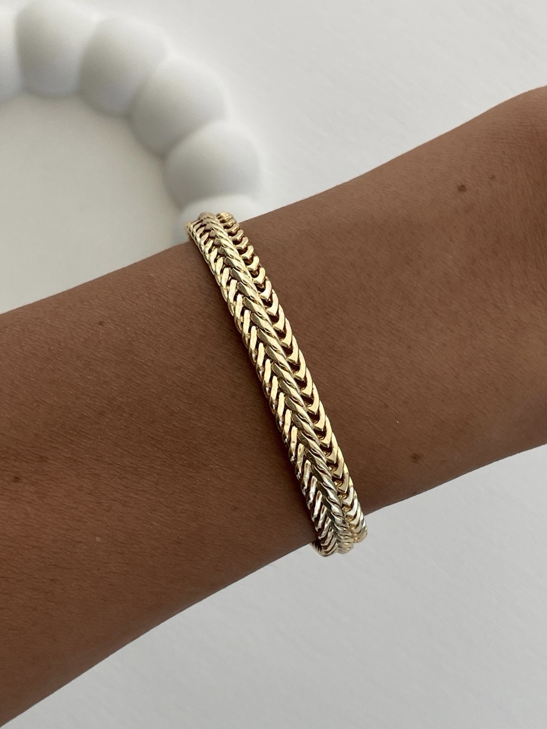 img_4583-1-1.jpeg Özel Seri Marka Model Hasır Gold Bileklik