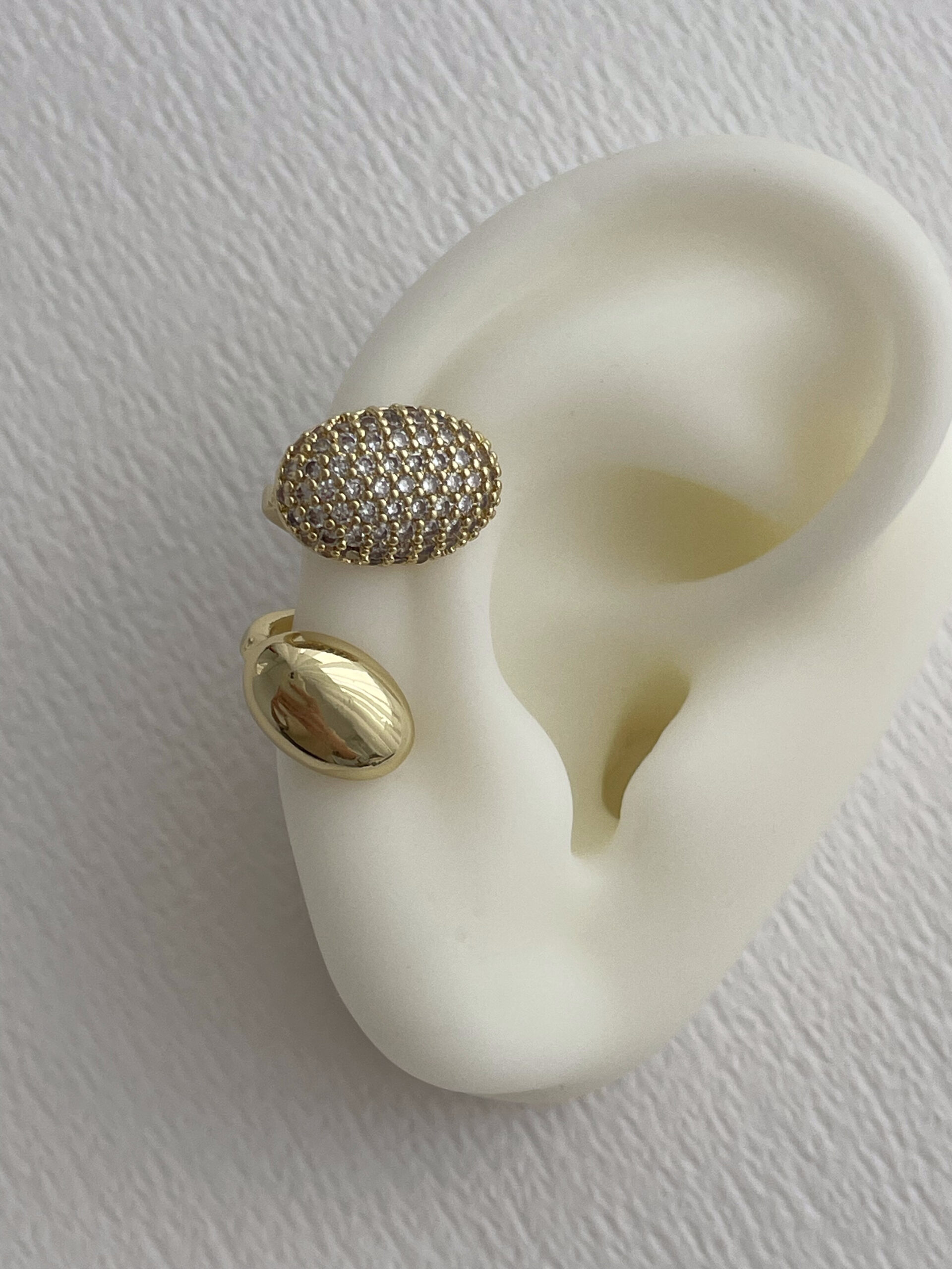 1775134601_0_69ce67897a66a.jpg Özel Seri Zirkon Taşlı İkili Oval Tasarım Gold Earcuff Küpe (Delik Gerektirir)