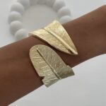 Özel Seri Yaprak Tasarım Gold Kelepçe Bileklik